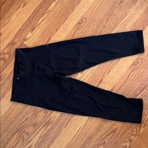 Small Adidas Capri leggings